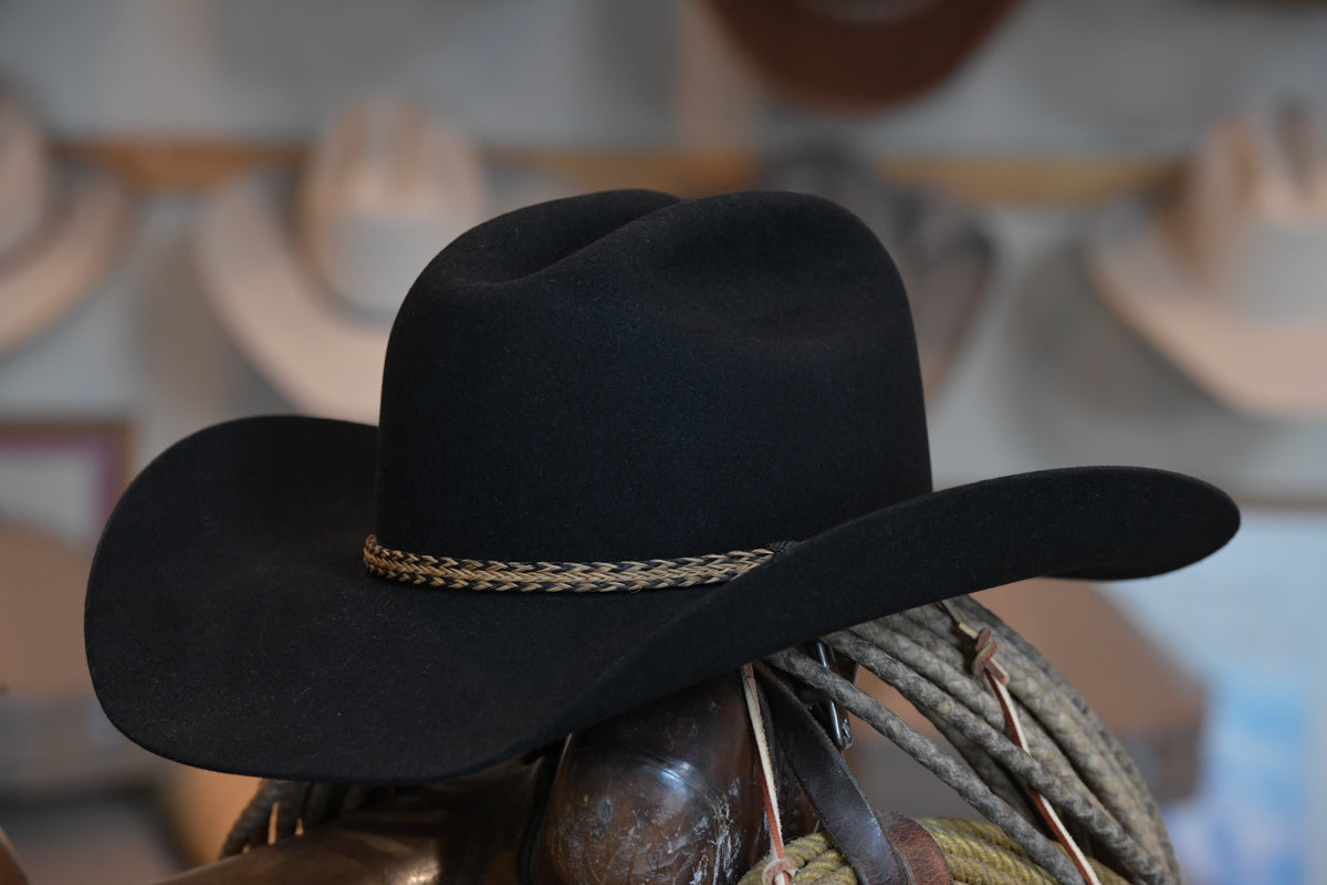 Black Sloped Cattlemans Hat (Size 7 1/2)