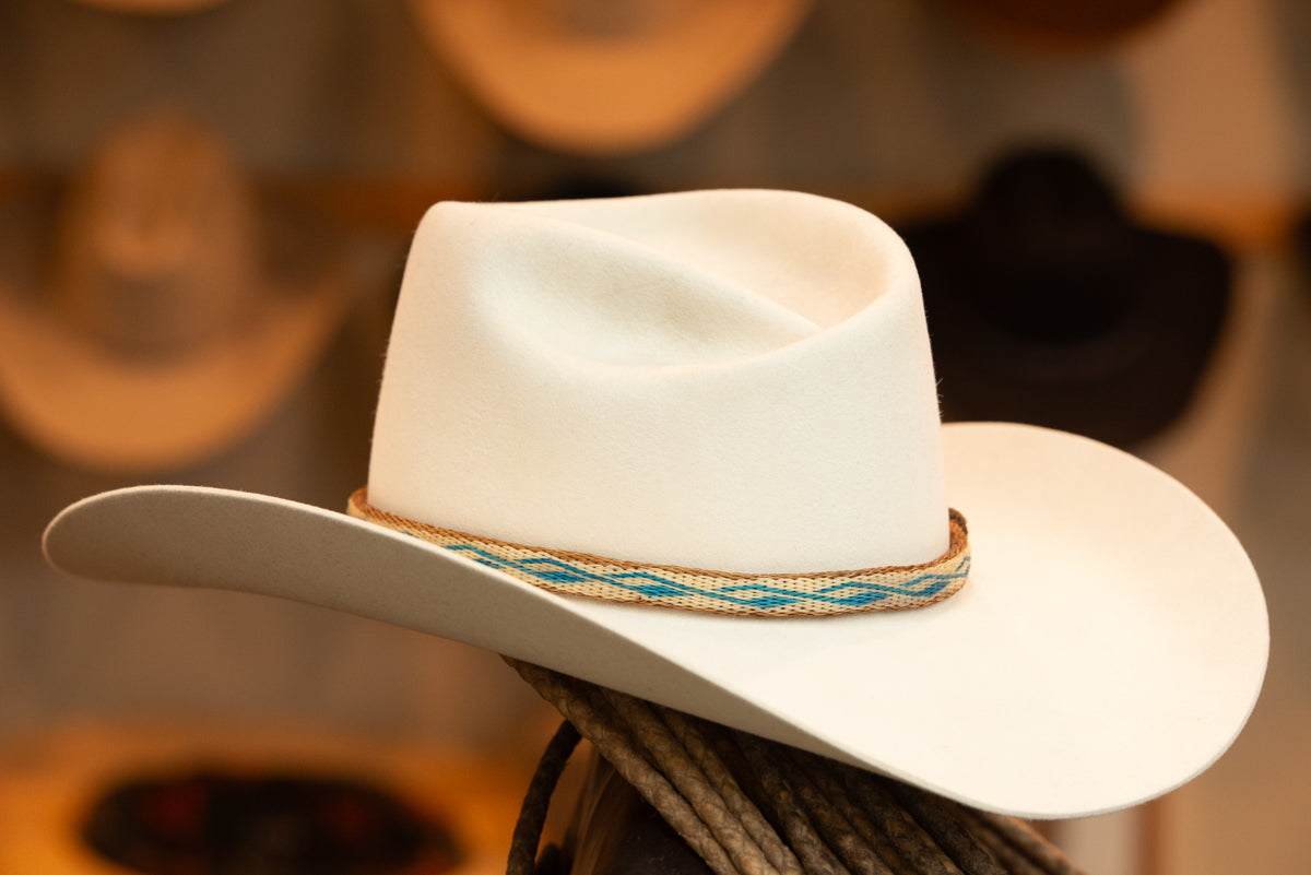 White Folded Fedora Western Hat (Size 6 7/8-)