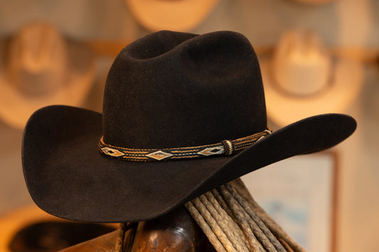 Black Sloped Cattleman's Style Hat (Size 7)