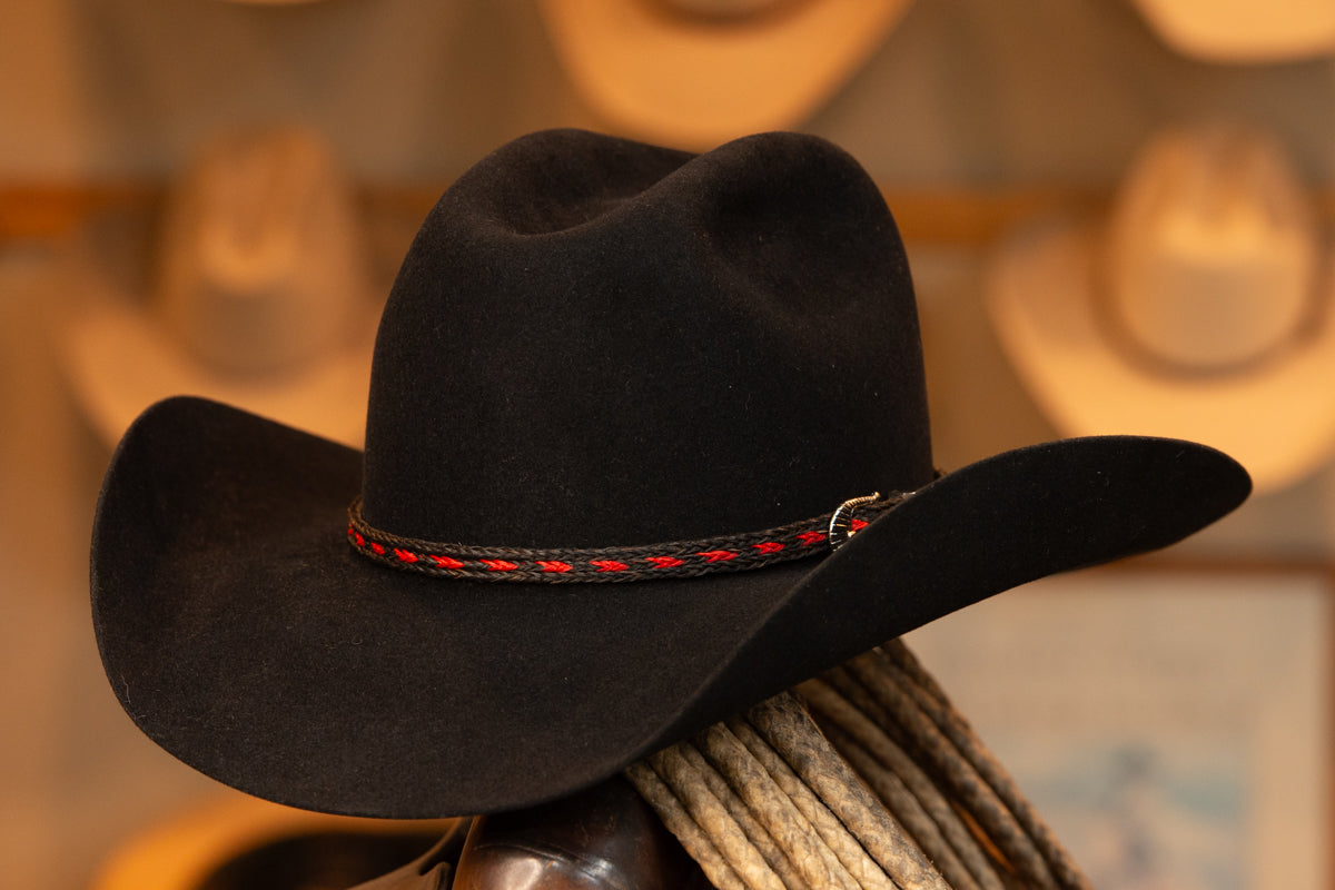 Black Wide Cattleman's Style Hat (Size 7 1/8)